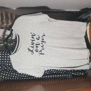 Time And True Gray T-Shirt Size L "Living on a Prayer"